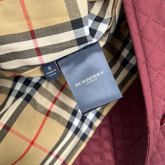 Vintage Burberry Women’s S • Quilted Burgundy Jacket Nova Check Lining. - Picture 4 of 6